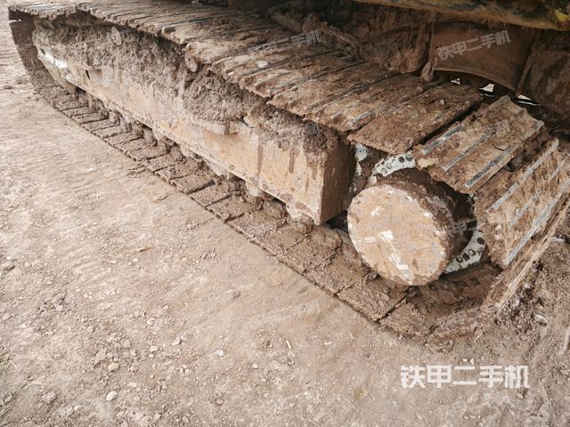 右側(cè)履帶整體（行走機構(gòu)）