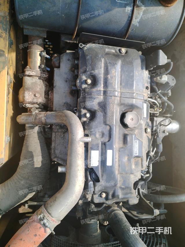 氣門室蓋螺絲特寫（上車部件）