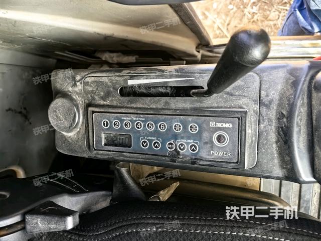 座椅左側控制臺/音響/含左手柄（駕駛室部分）