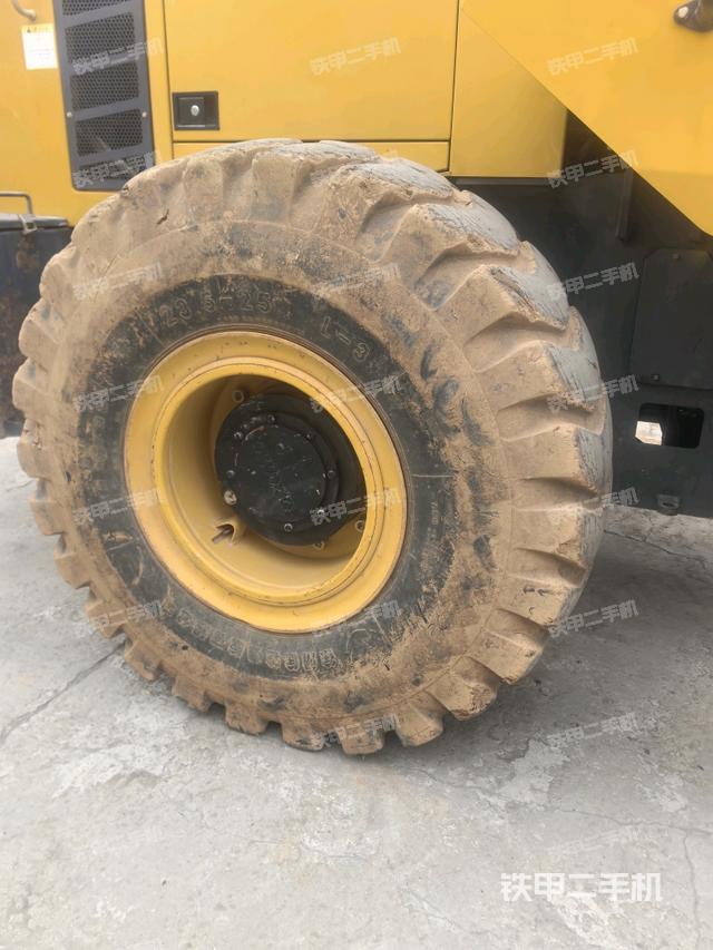 右后輪(行走機構(gòu)) 右后輪(行走機構(gòu))