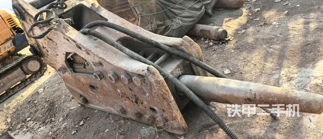 右前45(整機外觀) 右前45(整機外觀)