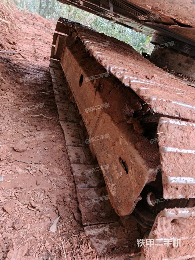 左側(cè)履帶整體?（行走機(jī)構(gòu)）