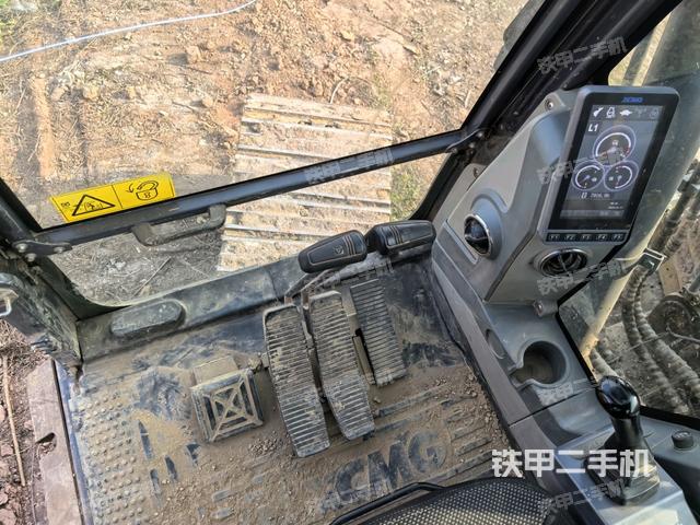 座椅左側(cè)控制臺(tái)/音響/含左手柄（駕駛室部分）