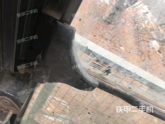 座椅后部（駕駛室部分）