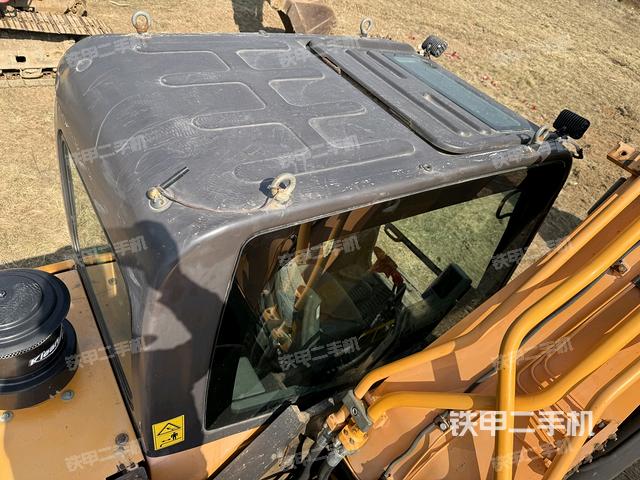 駕駛室頂部（整機(jī)外觀）