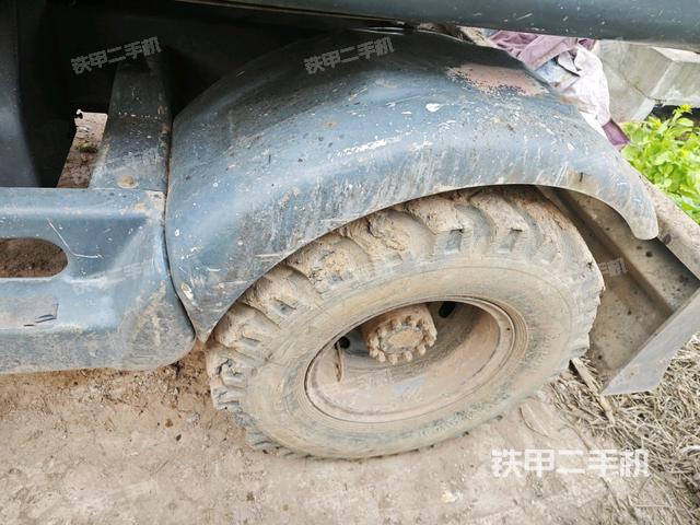 右驅(qū)動輪(行走機(jī)構(gòu)) 右驅(qū)動輪(行走機(jī)構(gòu))