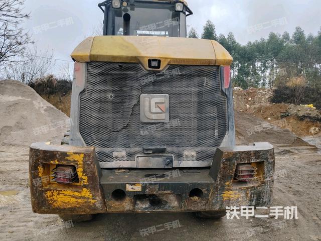 正后方（整機外觀）