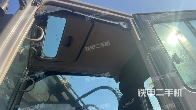 頂棚整體（駕駛室部分）