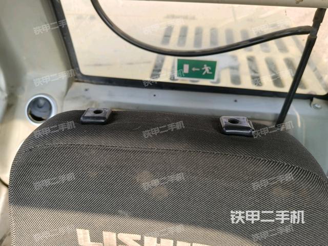 后窗玻璃角標(biāo)（駕駛室部分）