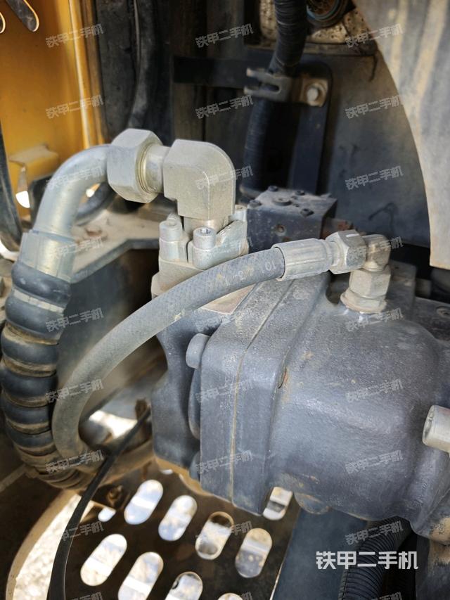 液壓泵室（大件艙室）