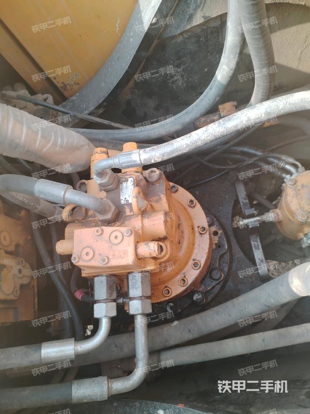 回轉(zhuǎn)馬達(dá)（上車部件）