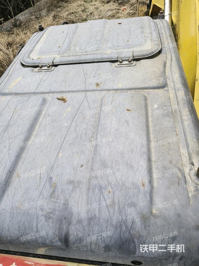 駕駛室頂部（整機(jī)外觀）