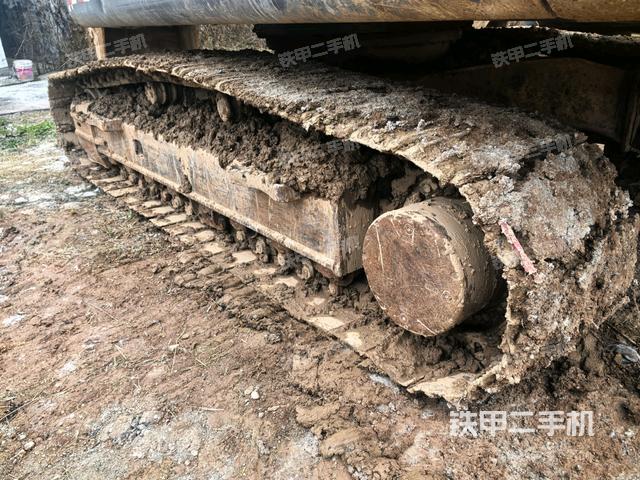 左側(cè)履帶整體?（行走機(jī)構(gòu)）