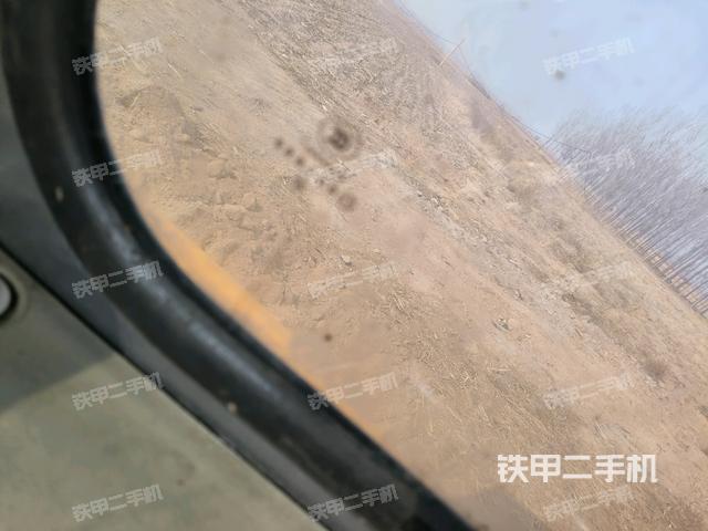 后窗玻璃角標(biāo)（駕駛室部分）