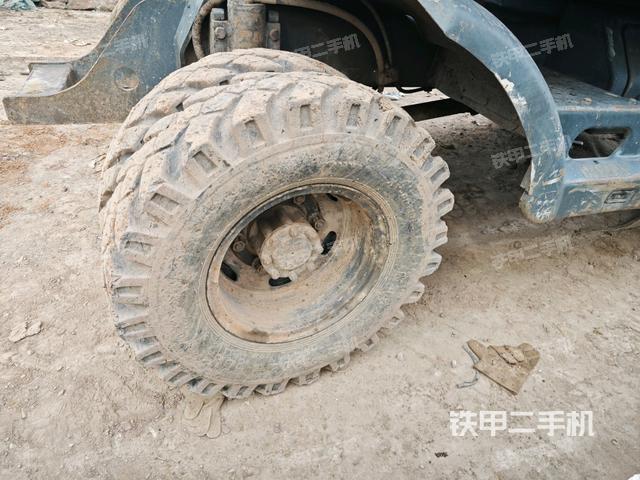右導(dǎo)向輪(行走機(jī)構(gòu)) 右導(dǎo)向輪(行走機(jī)構(gòu))