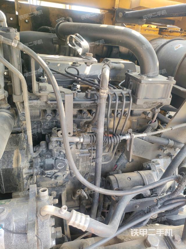 發(fā)動(dòng)機(jī)整體俯視（整機(jī)外觀）