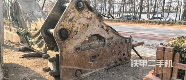 左后45(整機外觀) 左后45(整機外觀)