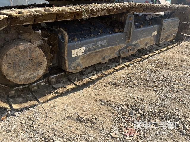 單側履帶整體（整機外觀）