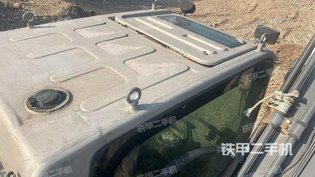 駕駛室頂部俯視（上車部件）