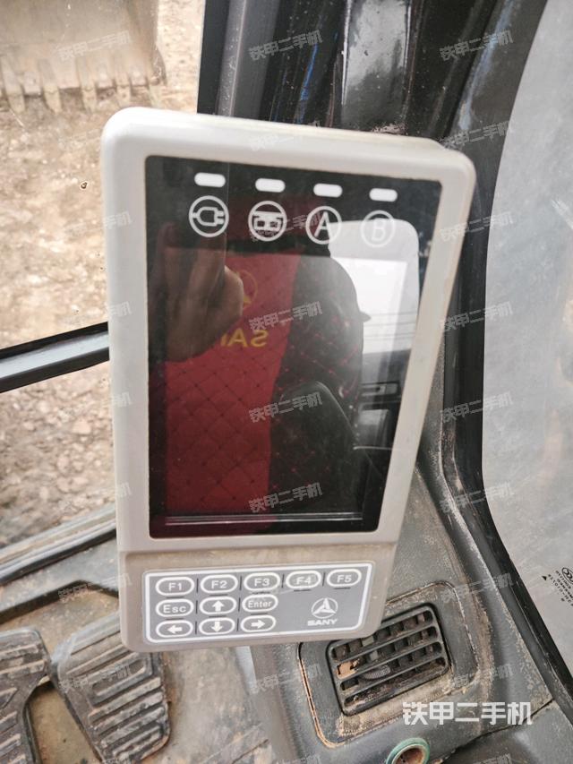 顯示屏?（駕駛室部分）