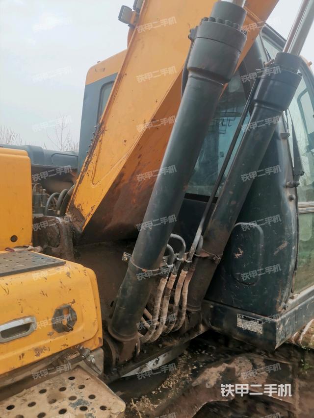 大臂油缸整體?豎拍（工作和回轉(zhuǎn)裝置）