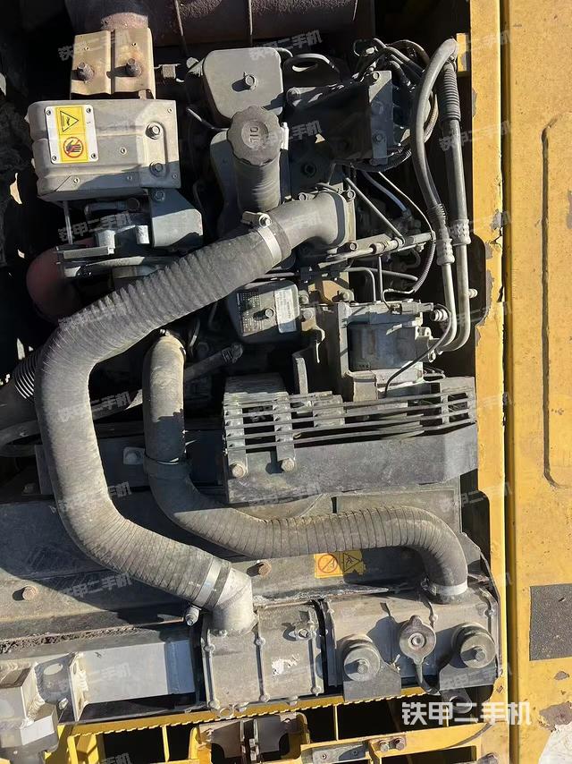 發(fā)動(dòng)機(jī)整體俯視（整機(jī)外觀）