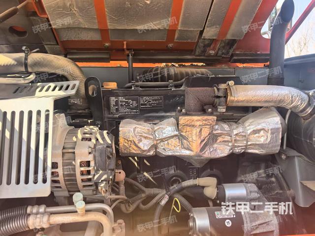 發(fā)動機(jī)整體俯視(整機(jī)外觀) 發(fā)動機(jī)整體俯視(整機(jī)外觀)