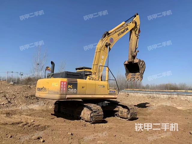 整機右后45°(整機外觀) 整機右后45°(整機外觀)