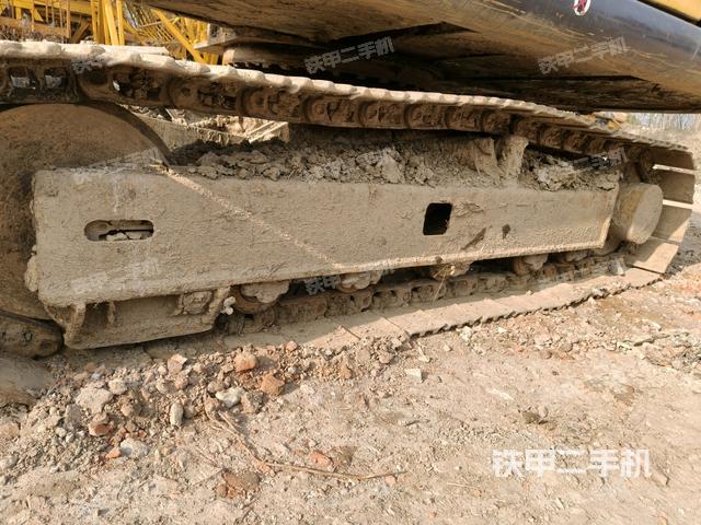 右側(cè)履帶整體?（行走機(jī)構(gòu)）