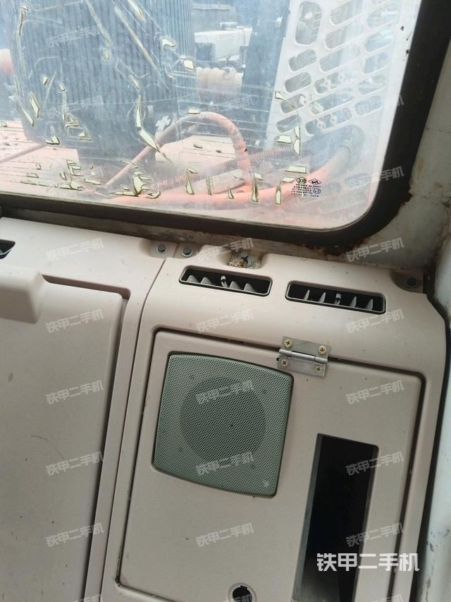 后窗玻璃角標(biāo)（駕駛室部分）