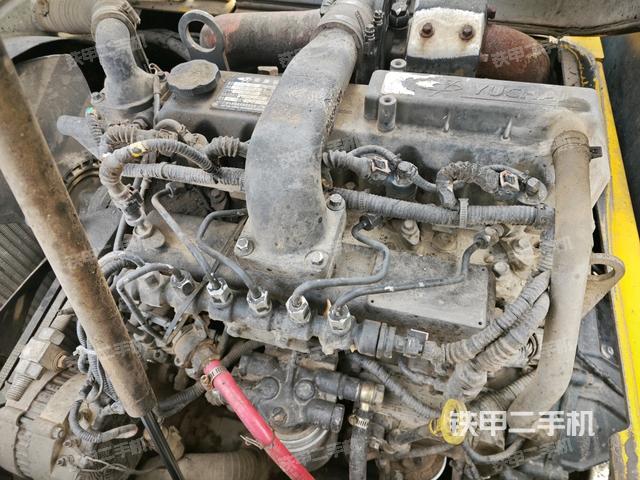 發(fā)動機(jī)室(上車部件) 發(fā)動機(jī)室(上車部件)