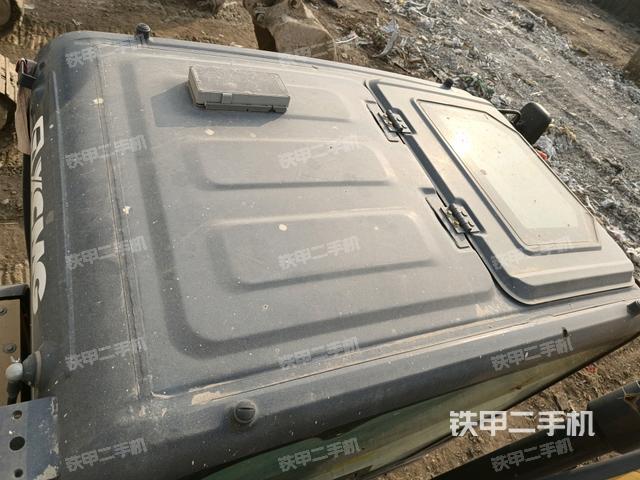 駕駛室頂部（整機(jī)外觀）