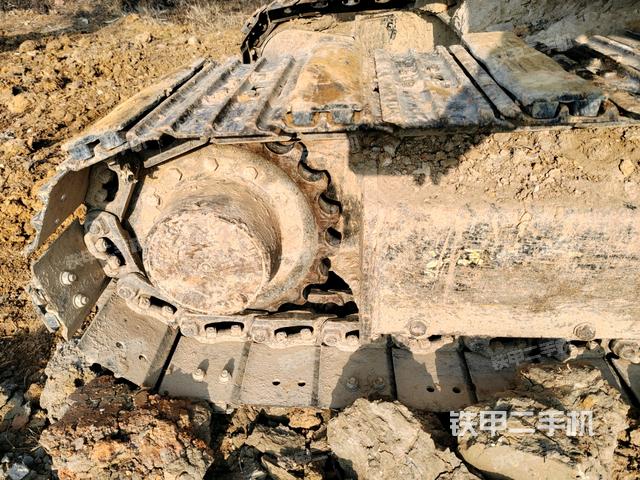 右驅(qū)動(dòng)輪（行走機(jī)構(gòu)）