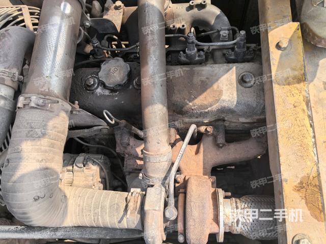 發(fā)動(dòng)機(jī)室（上車部件）