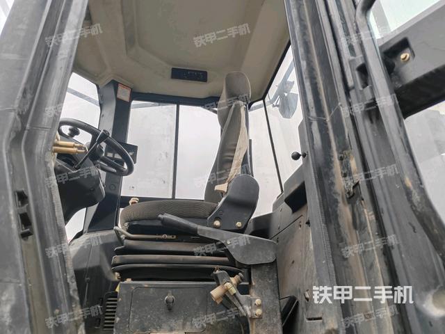 頂棚整體  內(nèi)（駕駛室部分）