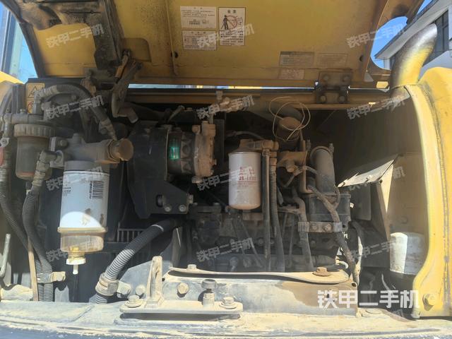發(fā)動機室(上車部件) 發(fā)動機室(上車部件)
