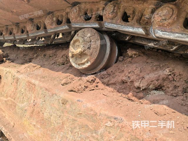 右側(cè)履帶整體（行走機(jī)構(gòu)）