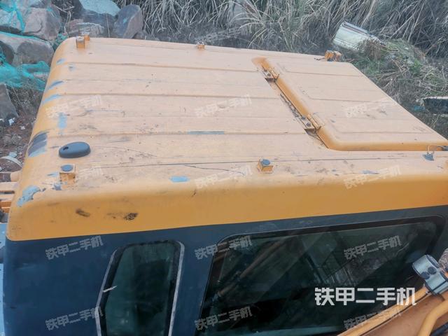 駕駛室頂部俯視（上車部件）