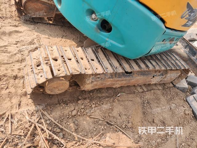 右側(cè)履帶整體?（行走機構(gòu)）