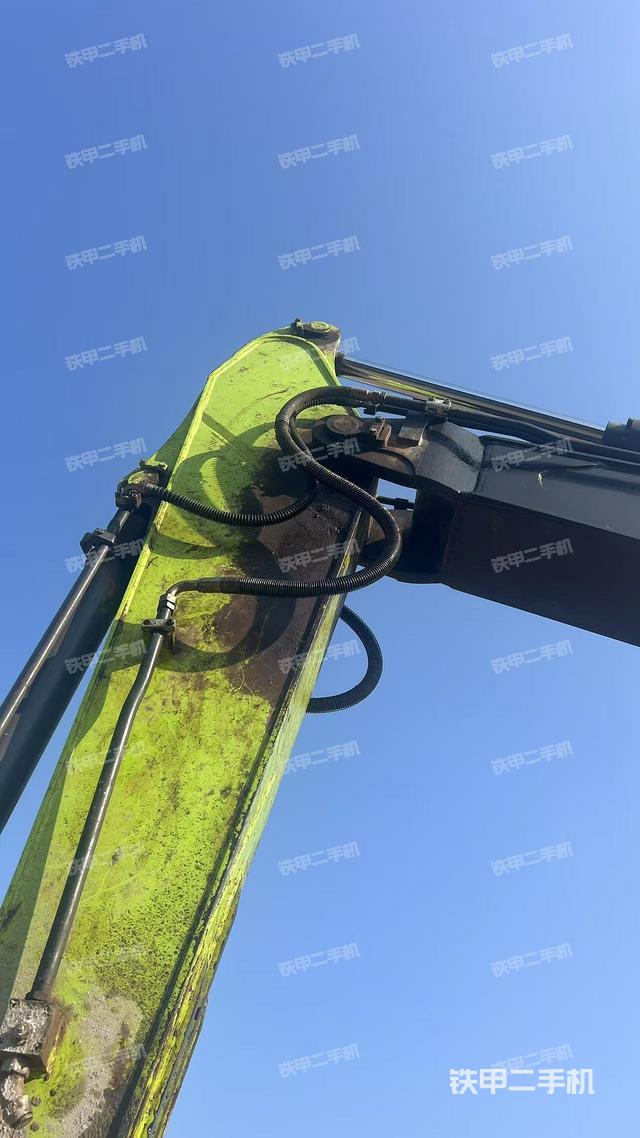 小臂整體左后（工作和回轉(zhuǎn)裝置）