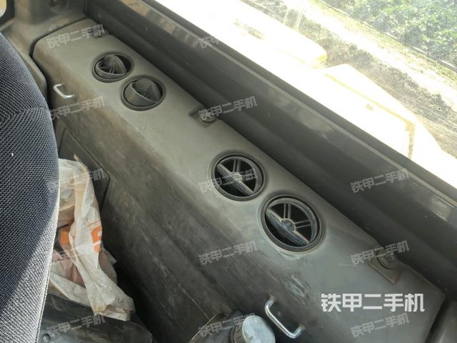 座椅后部(駕駛室部分) 座椅后部(駕駛室部分)