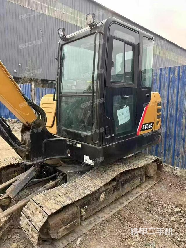 整機(jī)右后45°(整機(jī)外觀) 整機(jī)右后45°(整機(jī)外觀)