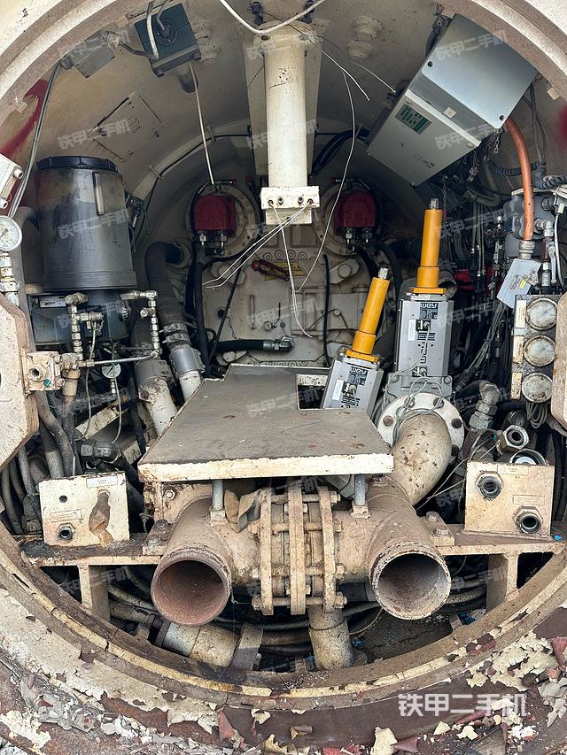 整机右后45°（设备外观及核心部件）