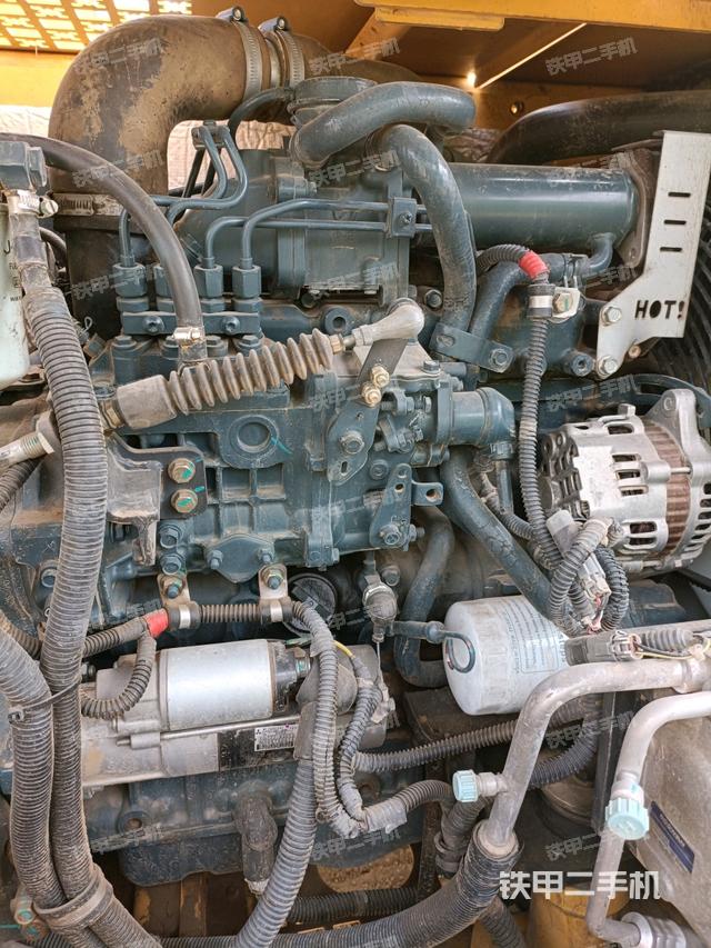 發(fā)動機室(上車部件) 發(fā)動機室(上車部件)