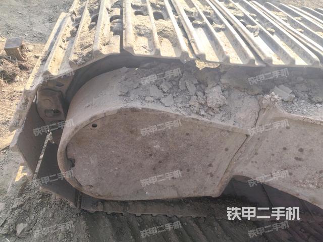 左側(cè)行走馬達(dá)蓋板（行走機(jī)構(gòu)）