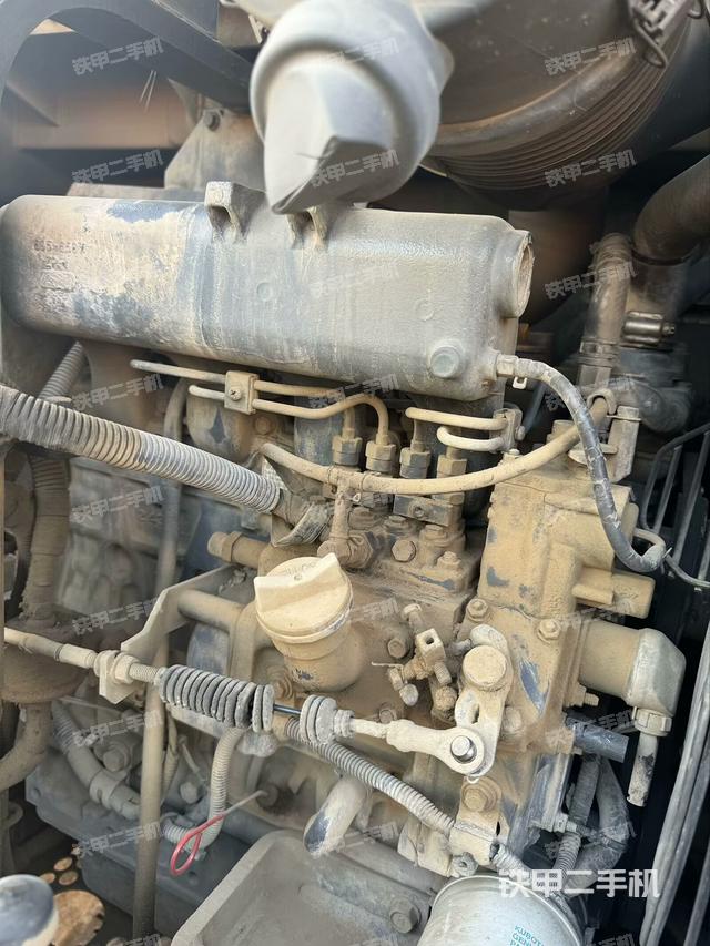 发动机整体俯视（整机外观）