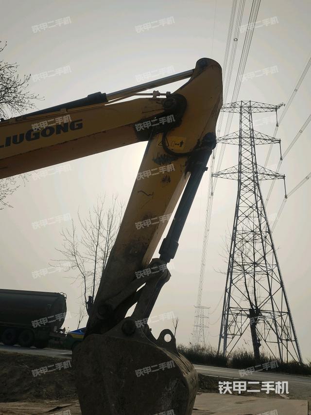 大臂整體?右側(cè)（工作和回轉(zhuǎn)裝置）