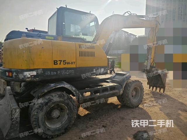 右后45（整機外觀）