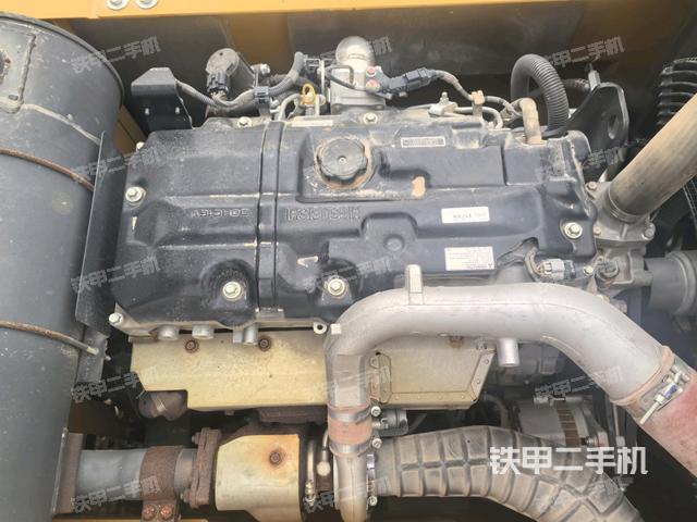 發(fā)動(dòng)機(jī)整體俯視(整機(jī)外觀) 發(fā)動(dòng)機(jī)整體俯視(整機(jī)外觀)