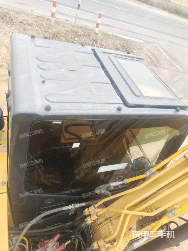 駕駛室頂部俯視（上車部件）